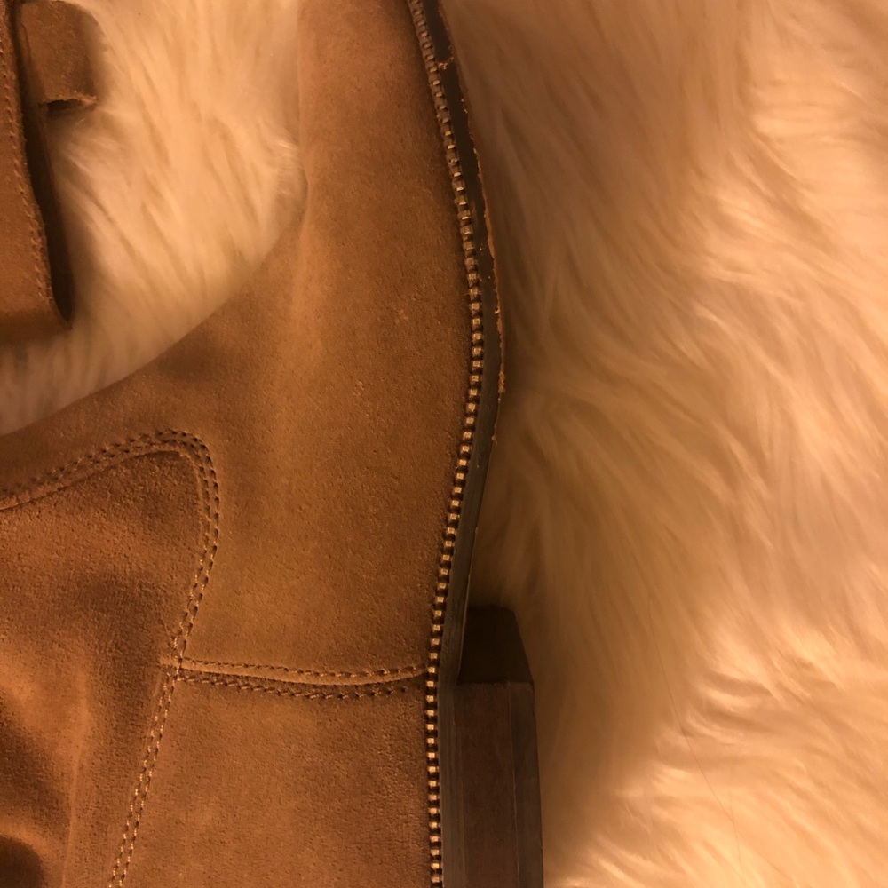 Knew boots - Picture 5 of 8